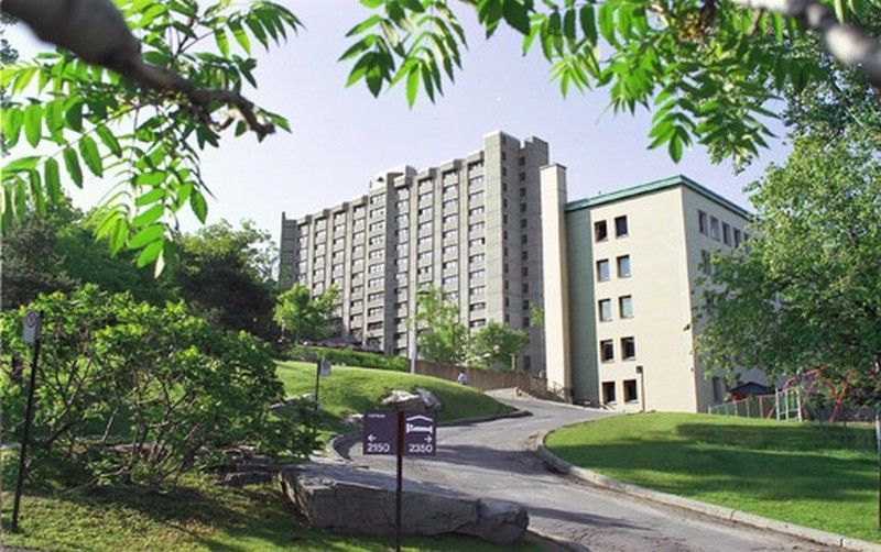 Zum Auberge D'Ete - Universite De Montréal Exterior foto